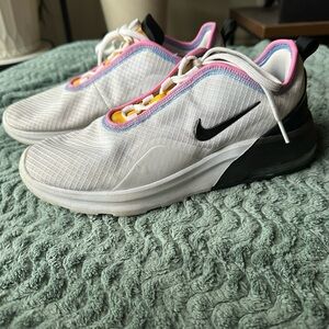 Nike Women's Air Max Motion